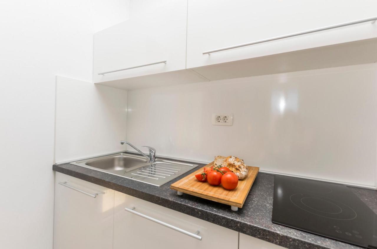 Apartments And Rooms Adriatic Suites Σίμπενικ Εξωτερικό φωτογραφία
