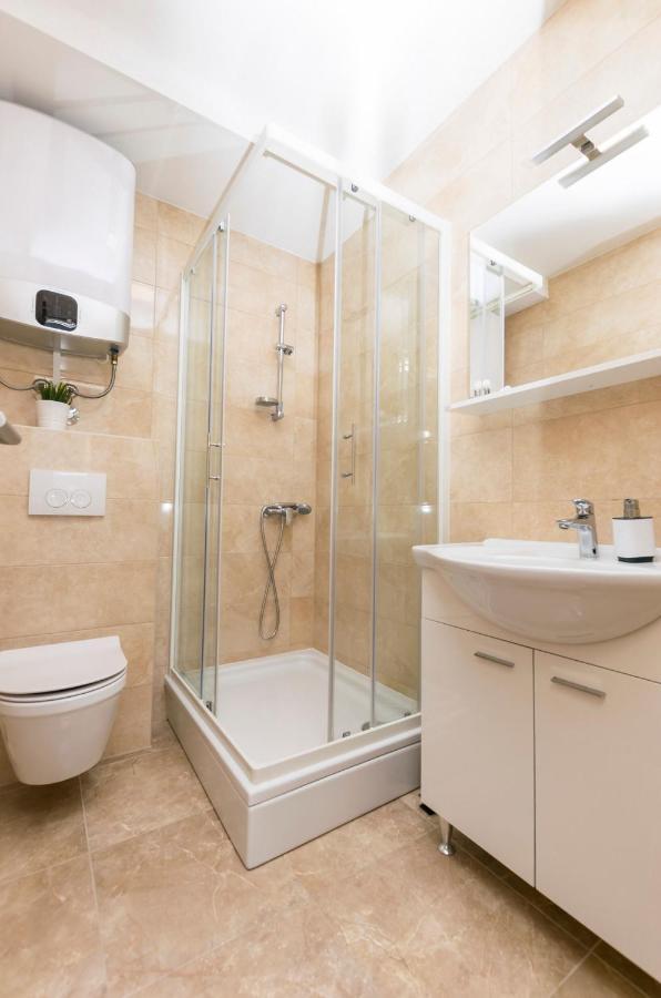 Apartments And Rooms Adriatic Suites Σίμπενικ Εξωτερικό φωτογραφία