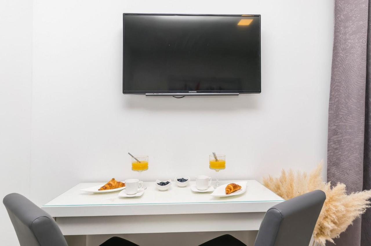 Apartments And Rooms Adriatic Suites Σίμπενικ Εξωτερικό φωτογραφία
